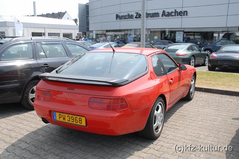 Porsche Zentrum Aachen 8664.JPG
